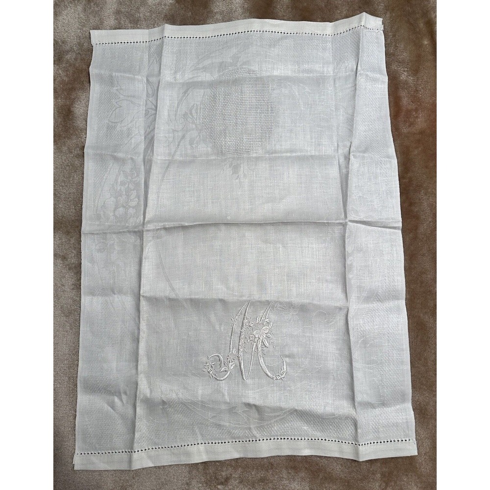 Vintage Texteis Iris Linen Embroidered Monogrammed M Cloth Decorative Tea Towel